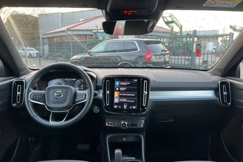 Volvo XC40 din 2022 cu 88.000 km - oferta VOL191454 - foto 11