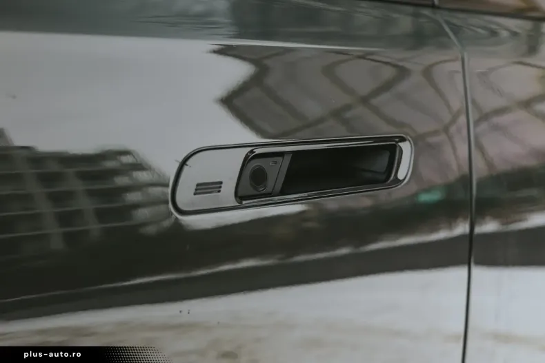 BMW 740 (Seria 7) din 2026 cu 48.330 km - oferta BMW191465 - foto 14