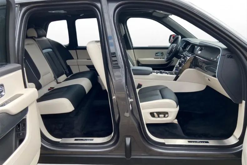 Rolls-Royce Cullinan din 2022 cu 71.000 km - oferta ROL191470 - foto 17