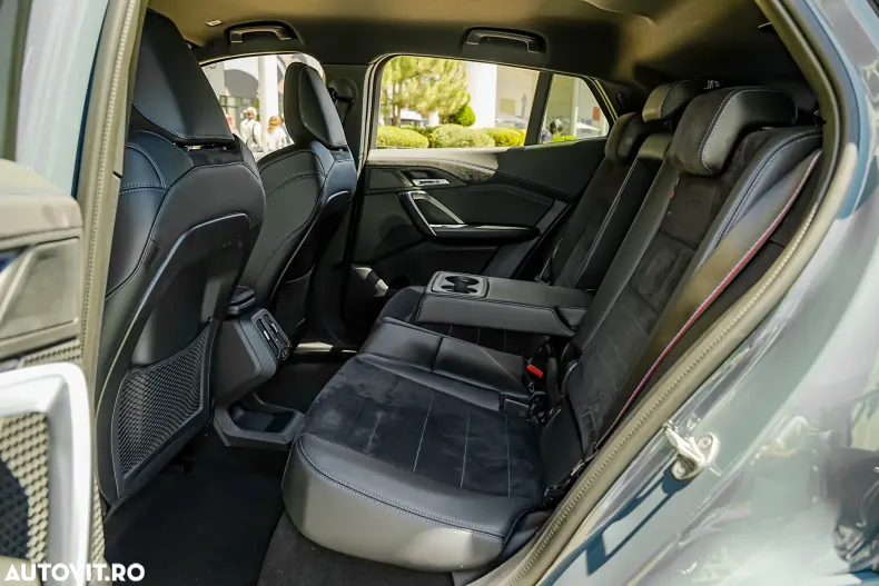 BMW iX2 (Seria i) din 2024 cu 28.000 km - oferta BMW191478 - foto 7