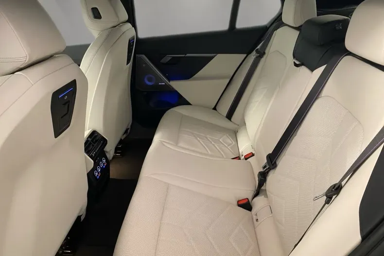 BMW Seria 5 din 2024 cu 31.800 km - oferta BMW191483 - foto 11