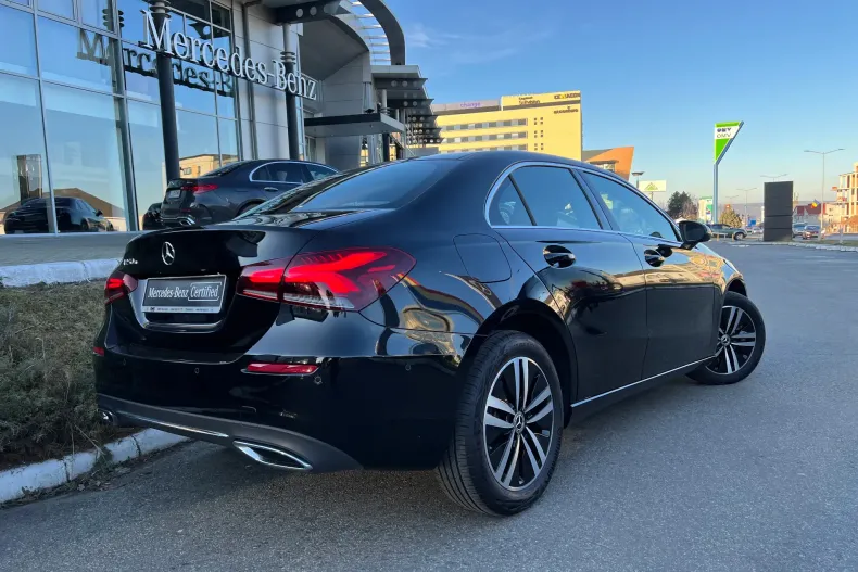 Mercedes-Benz A 250 (Clasa A) din 2021 cu 59.890 km - oferta MER191486 - foto 2