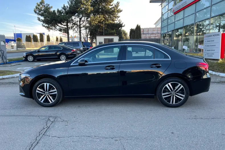 Mercedes-Benz A 250 (Clasa A) din 2021 cu 59.890 km - oferta MER191486 - foto 13