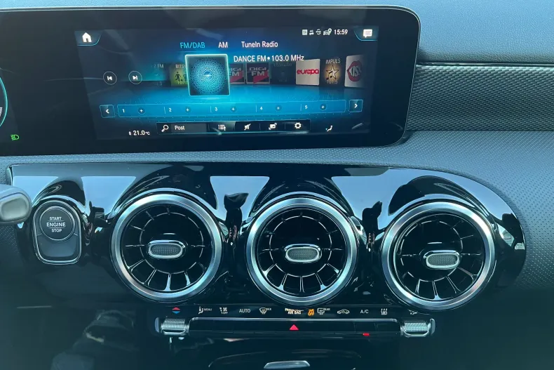 Mercedes-Benz A 250 (Clasa A) din 2021 cu 59.890 km - oferta MER191486 - foto 21