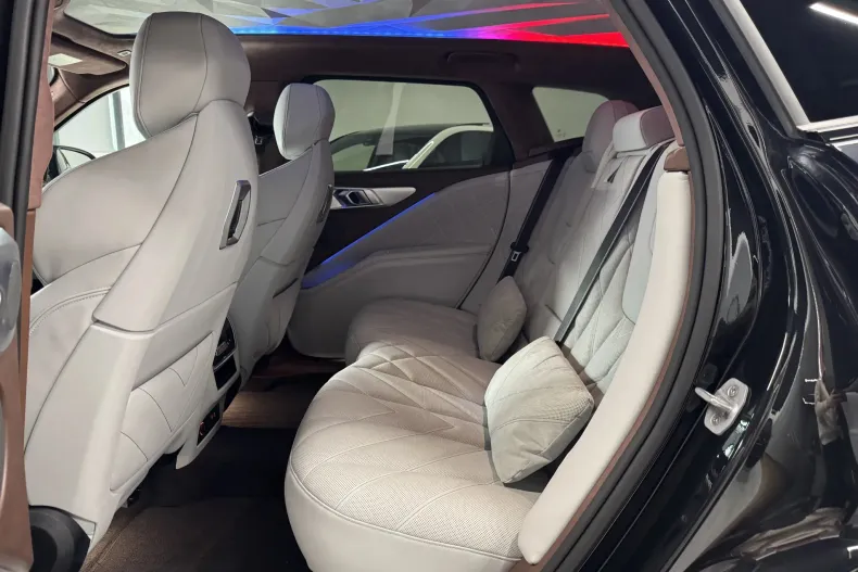 BMW XM (Seria X) din 2025 cu 28.000 km - oferta BMW191487 - foto 8