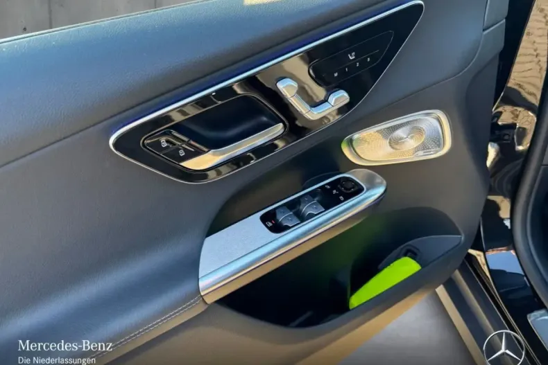 Mercedes-Benz GLC 220 (Clasa GLC) din 2024 cu 37.900 km - oferta MER191493 - foto 10