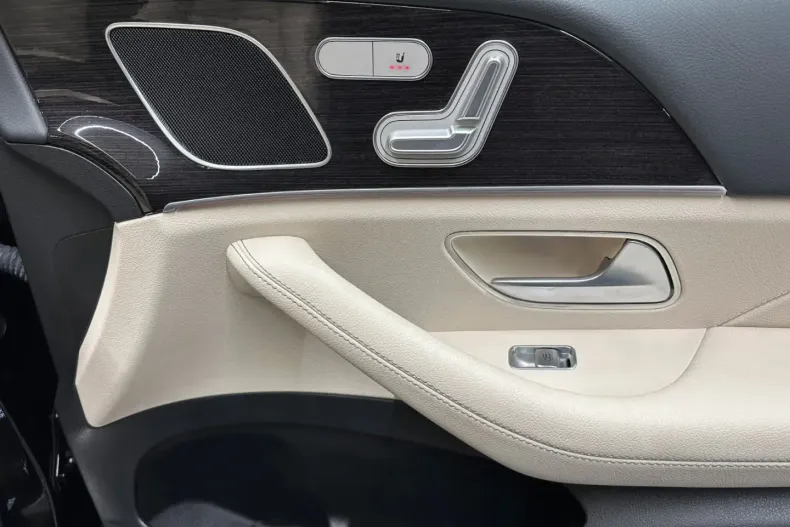 Mercedes-Benz GLE 350 (Clasa GLE) din 2022 cu 47.600 km - oferta MER191494 - foto 19