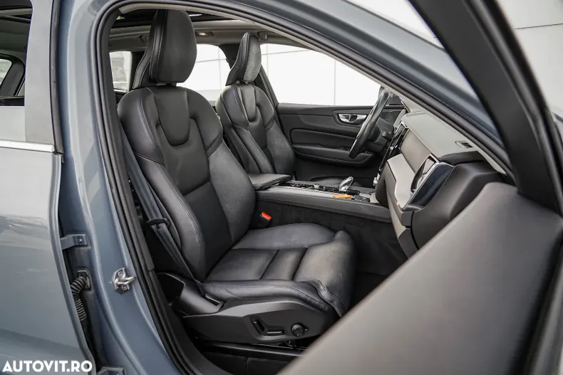 Volvo XC60 din 2022 cu 105.850 km - oferta VOL191496 - foto 14