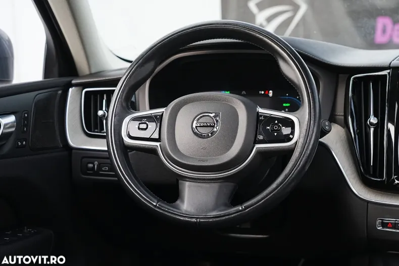 Volvo XC60 din 2022 cu 105.850 km - oferta VOL191496 - foto 29