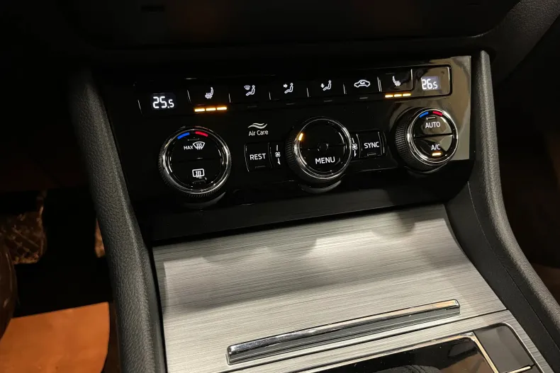 Skoda Superb din 2021 cu 142.191 km - oferta SKO191501 - foto 18