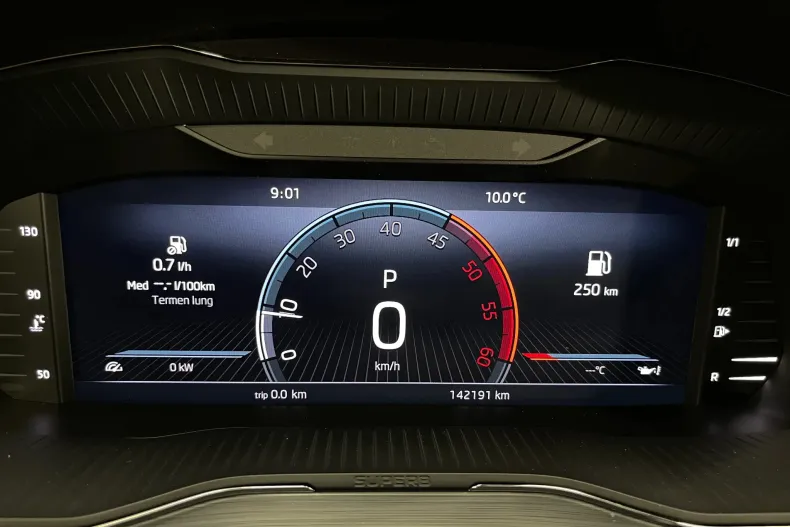 Skoda Superb din 2021 cu 142.191 km - oferta SKO191501 - foto 24