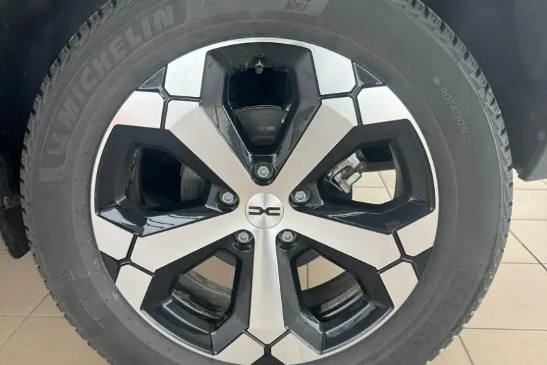 Dacia Bigster din 2025 cu 10.727 km - oferta DAC191706 - foto 5