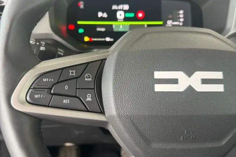 Dacia Bigster din 2025 cu 10.727 km - oferta DAC191706 - foto 17