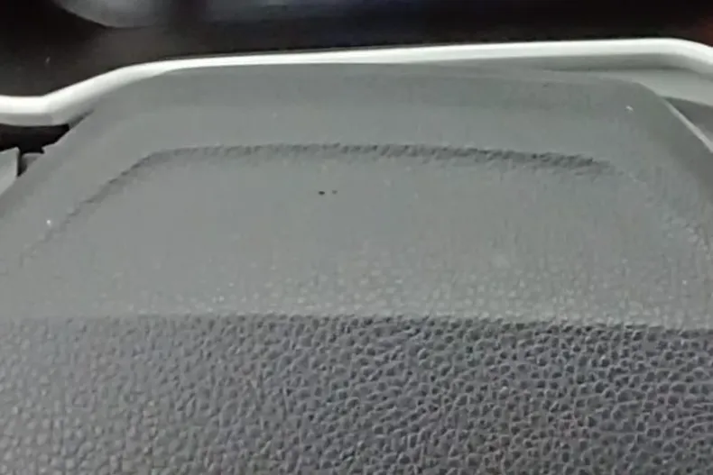 Dacia Spring din 2024 cu 10.597 km - oferta DAC191707 - foto 11