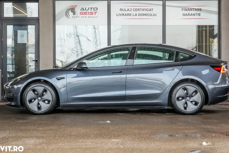 Tesla Model 3 din 2021 cu 127.000 km - oferta TES191708 - foto 3
