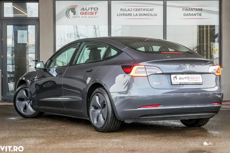 Tesla Model 3 din 2021 cu 127.000 km - oferta TES191708 - foto 4