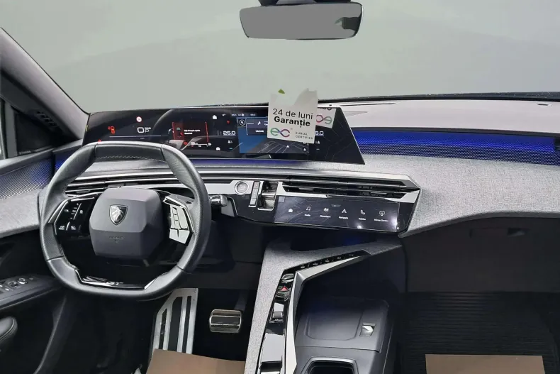 Peugeot 3008 din 2025 cu 9.355 km - oferta PEU191712 - foto 12