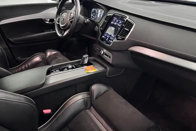 Volvo XC90 din 2022 cu 79.500 km - oferta VOL191713 - foto 17