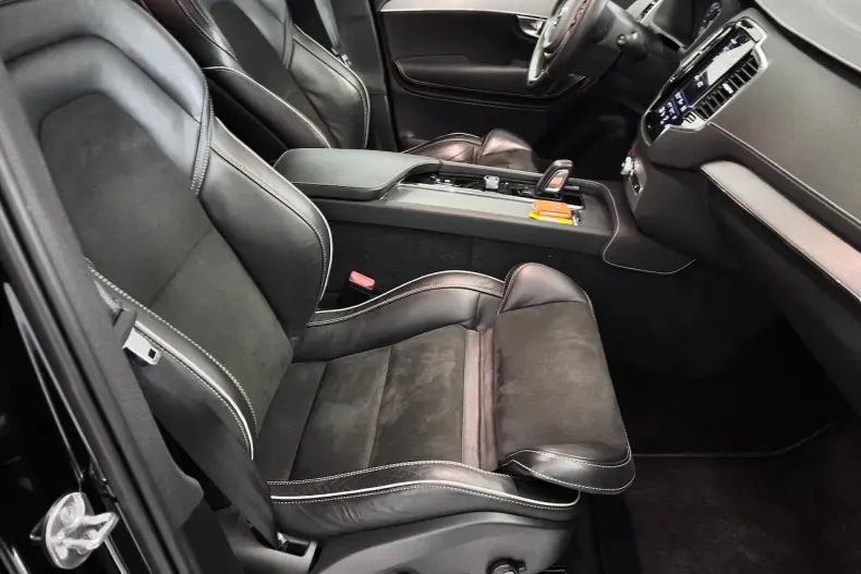 Volvo XC90 din 2022 cu 79.500 km - oferta VOL191713 - foto 18