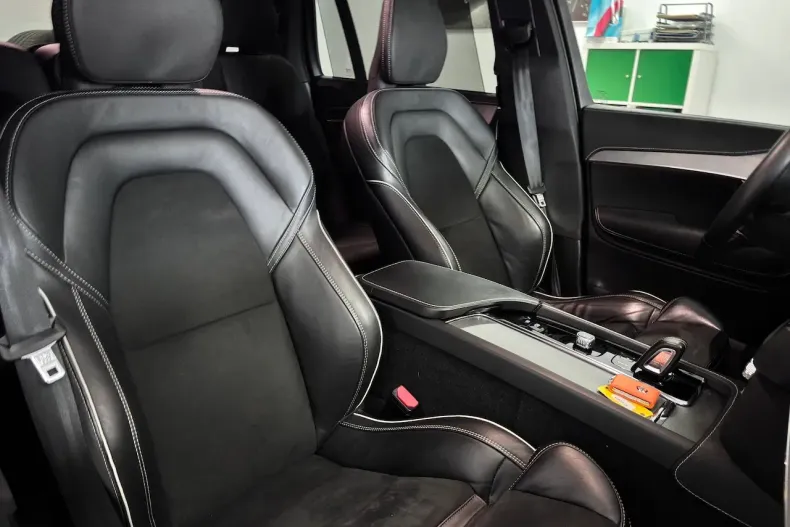 Volvo XC90 din 2022 cu 79.500 km - oferta VOL191713 - foto 19