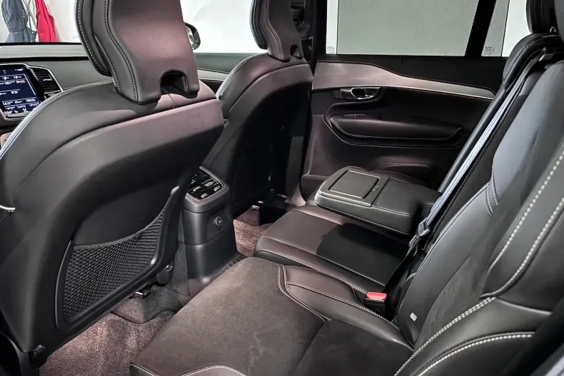 Volvo XC90 din 2022 cu 79.500 km - oferta VOL191713 - foto 23