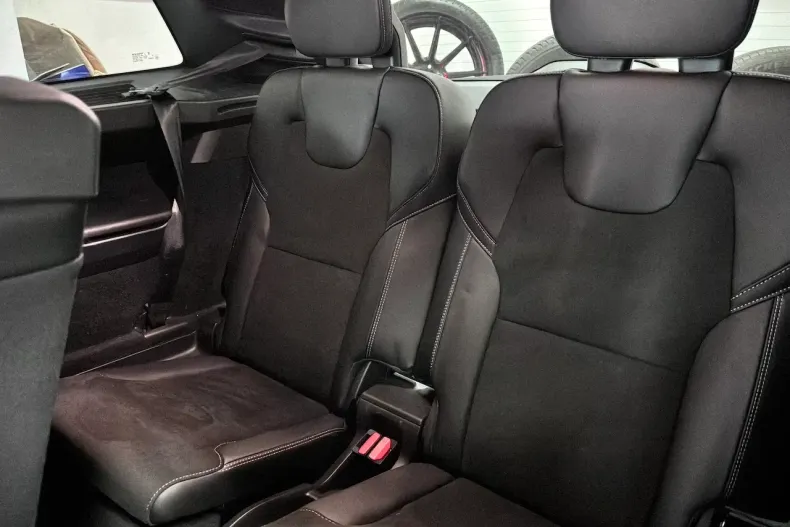 Volvo XC90 din 2022 cu 79.500 km - oferta VOL191713 - foto 24