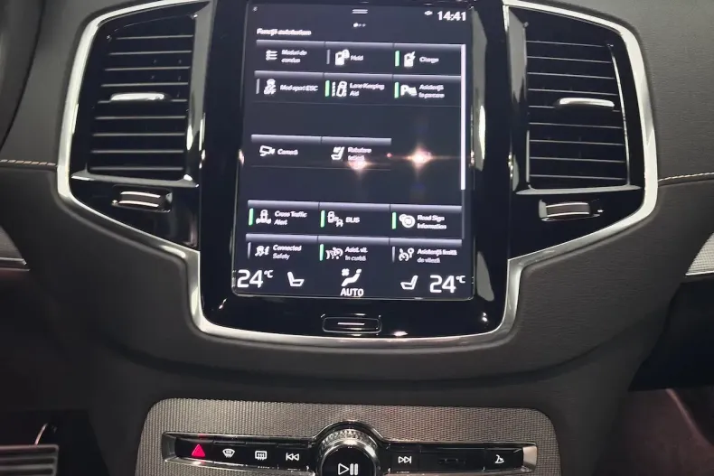 Volvo XC90 din 2022 cu 79.500 km - oferta VOL191713 - foto 33