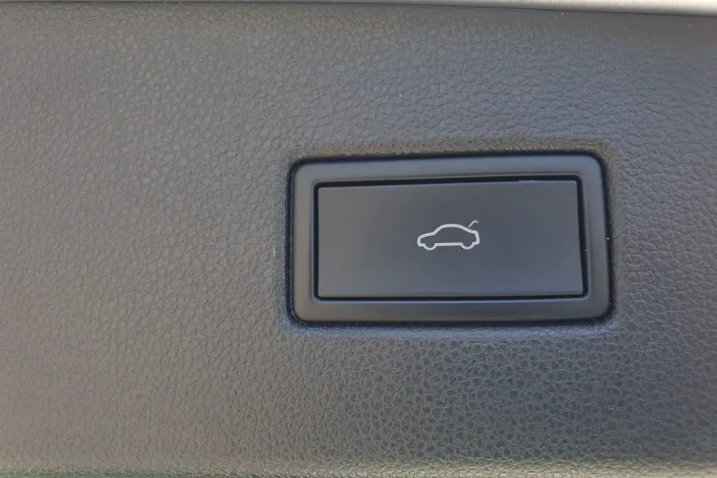 Volkswagen Tiguan din 2021 cu 89.991 km - oferta VOL191716 - foto 12