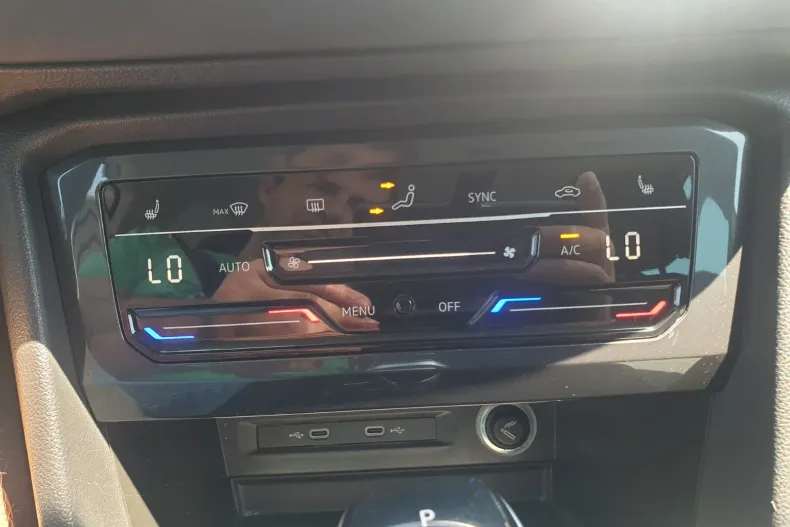 Volkswagen Tiguan din 2021 cu 89.991 km - oferta VOL191716 - foto 27