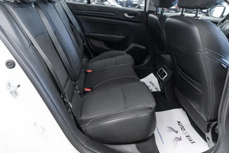Renault Megane din 2023 cu 140.700 km - oferta REN191720 - foto 8