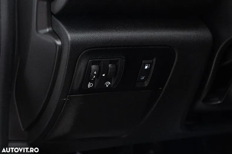 Renault Megane din 2023 cu 140.700 km - oferta REN191720 - foto 17