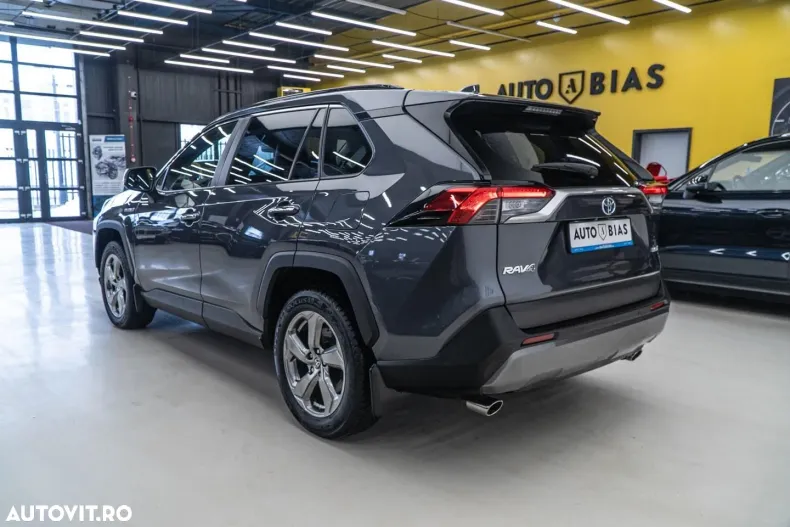 Toyota RAV4 din 2022 cu 139.600 km - oferta TOY191722 - foto 5
