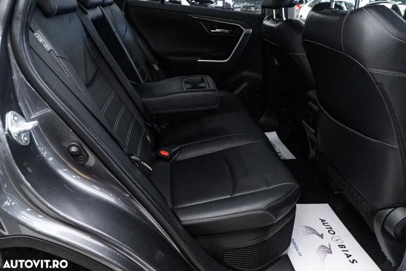 Toyota RAV4 din 2022 cu 139.600 km - oferta TOY191722 - foto 8