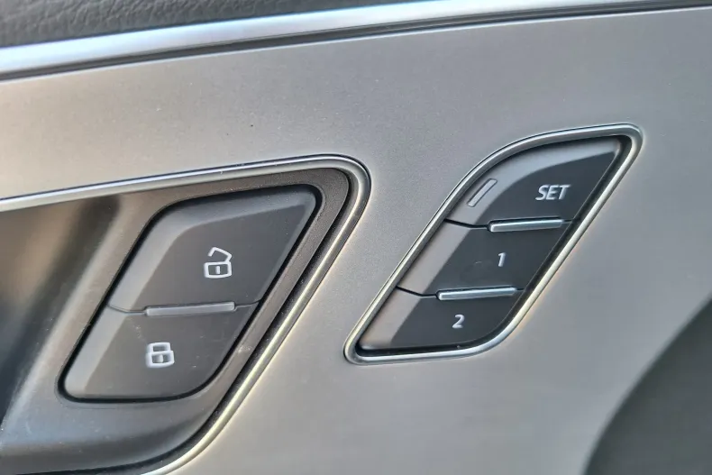 Audi Q7 din 2024 cu 18.356 km - oferta AUD191723 - foto 7