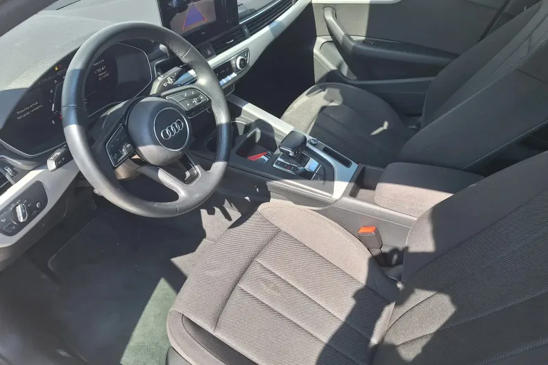 Audi A4 din 2021 cu 38.392 km - oferta AUD191724 - foto 7