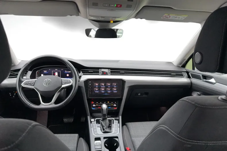 Volkswagen Passat din 2022 cu 121.120 km - oferta VOL191725 - foto 11