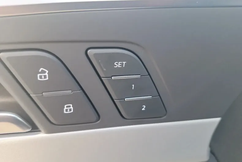 Audi A4 din 2024 cu 30.597 km - oferta AUD191726 - foto 14