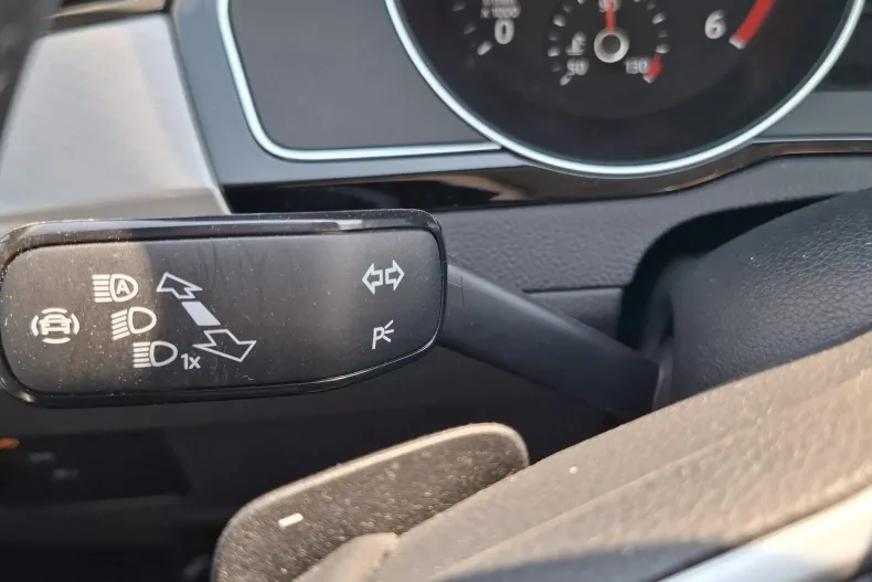 Volkswagen Passat din 2022 cu 84.840 km - oferta VOL191727 - foto 10