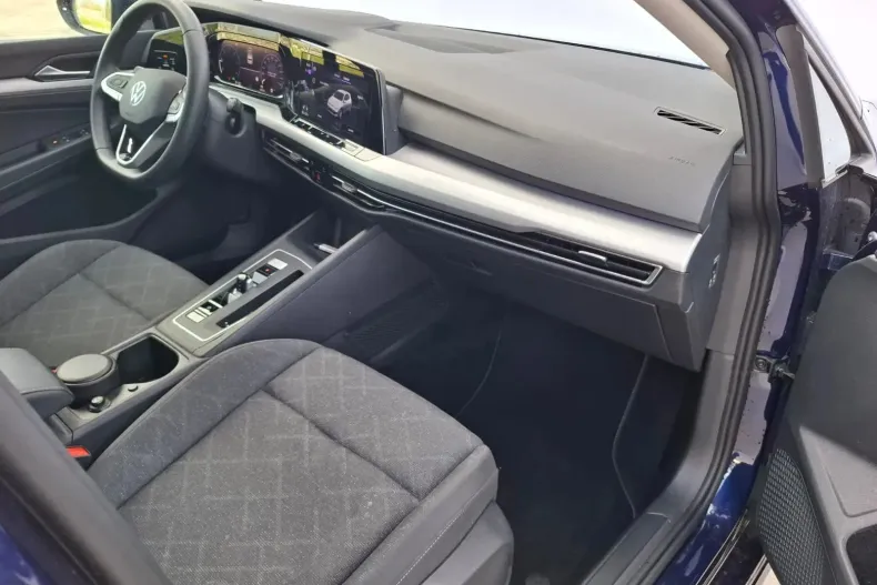 Volkswagen Golf din 2023 cu 50.300 km - oferta VOL191728 - foto 12