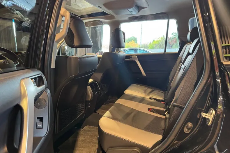 Toyota Land Cruiser din 2023 cu 40.000 km - oferta TOY191731 - foto 17