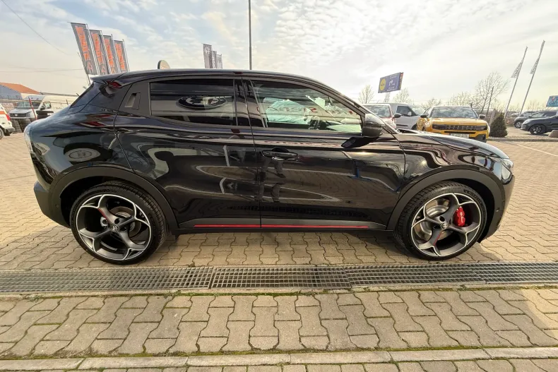 Alfa Romeo Junior din 2026 cu 1 km - oferta ALF191734 - foto 7