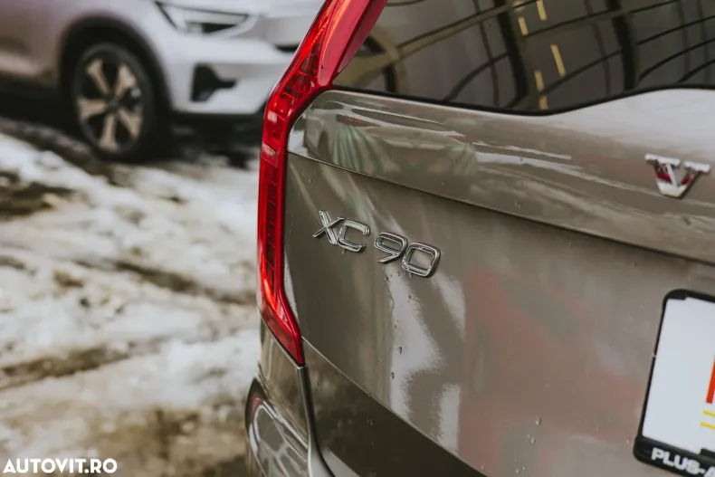 Volvo XC90 din 2020 cu 112.724 km - oferta VOL191735 - foto 12