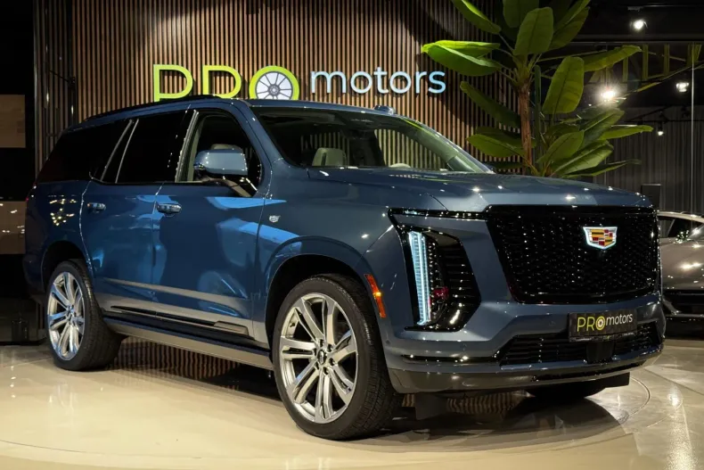 Cadillac Escalade din 2025 cu 40 km - oferta CAD191738 - foto 1