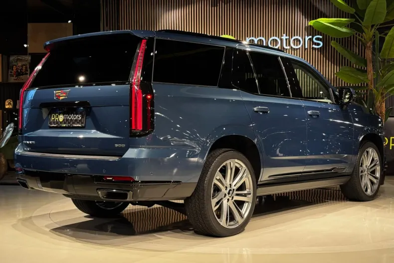 Cadillac Escalade din 2025 cu 40 km - oferta CAD191738 - foto 3