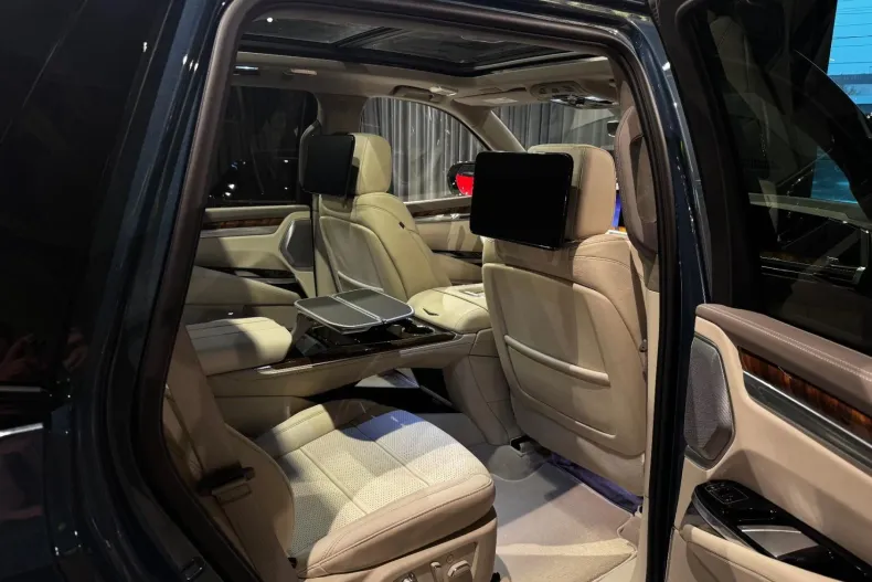 Cadillac Escalade din 2025 cu 40 km - oferta CAD191738 - foto 32