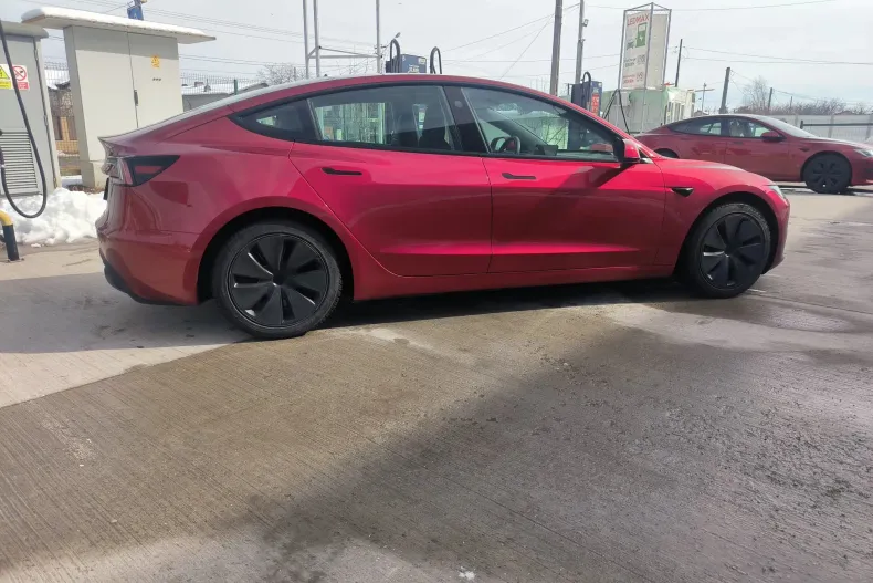 Tesla Model 3 din 2024 cu 16.500 km - oferta TES191743 - foto 2