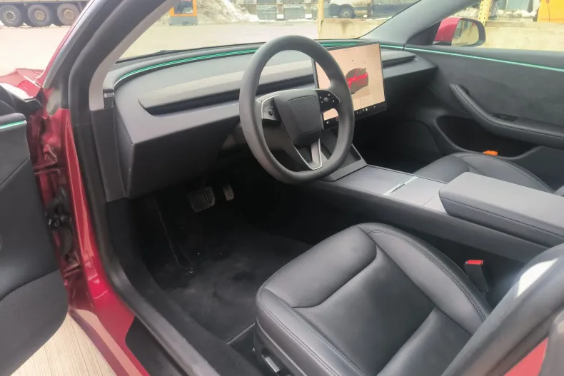 Tesla Model 3 din 2024 cu 16.500 km - oferta TES191743 - foto 12