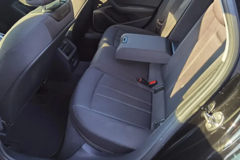 Audi A4 din 2020 cu 91.745 km - oferta AUD191753 - foto 6