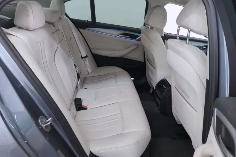 BMW Seria 5 din 2022 cu 101.372 km - oferta BMW191756 - foto 7