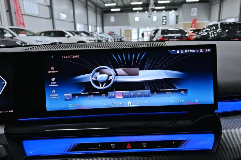 BMW Seria 5 din 2025 cu 5.977 km - oferta BMW191757 - foto 22